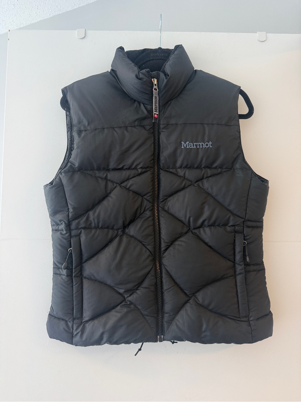Marmot 80% Goose Down Puffer Vest Black Women’s Size S
